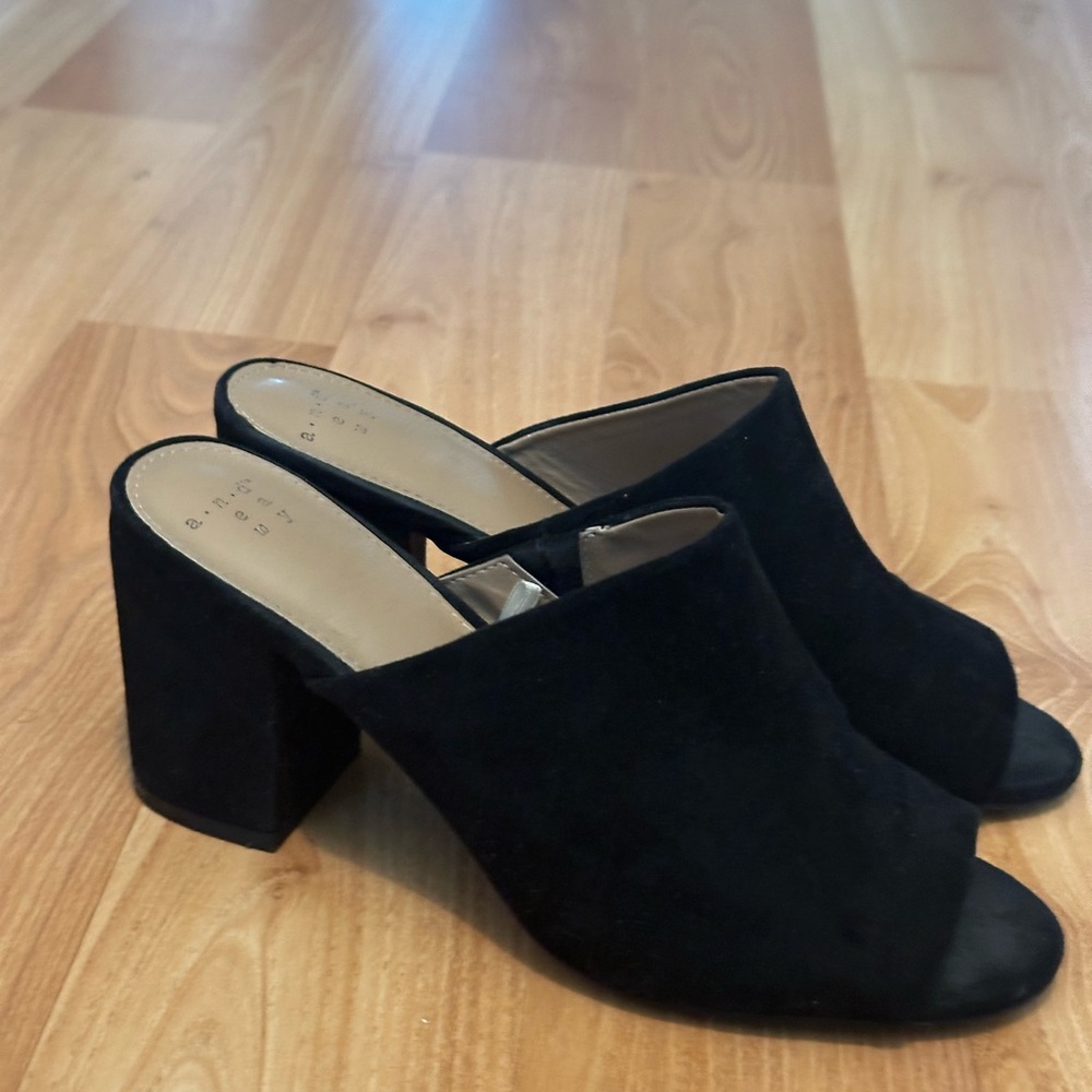 Black mule heels